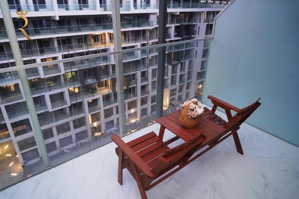 Jade Serenity 2br Urban Retreat In Masdar Appartement *