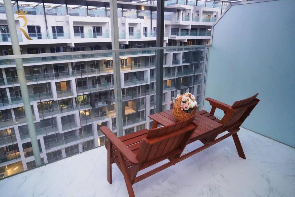 Jade Serenity 2br Urban Retreat In Masdar Appartement Abou Dabi