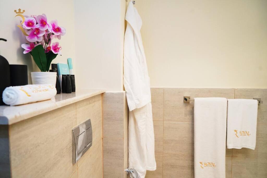 Apartment Jade Serenity 2br Urban Retreat In Masdar *